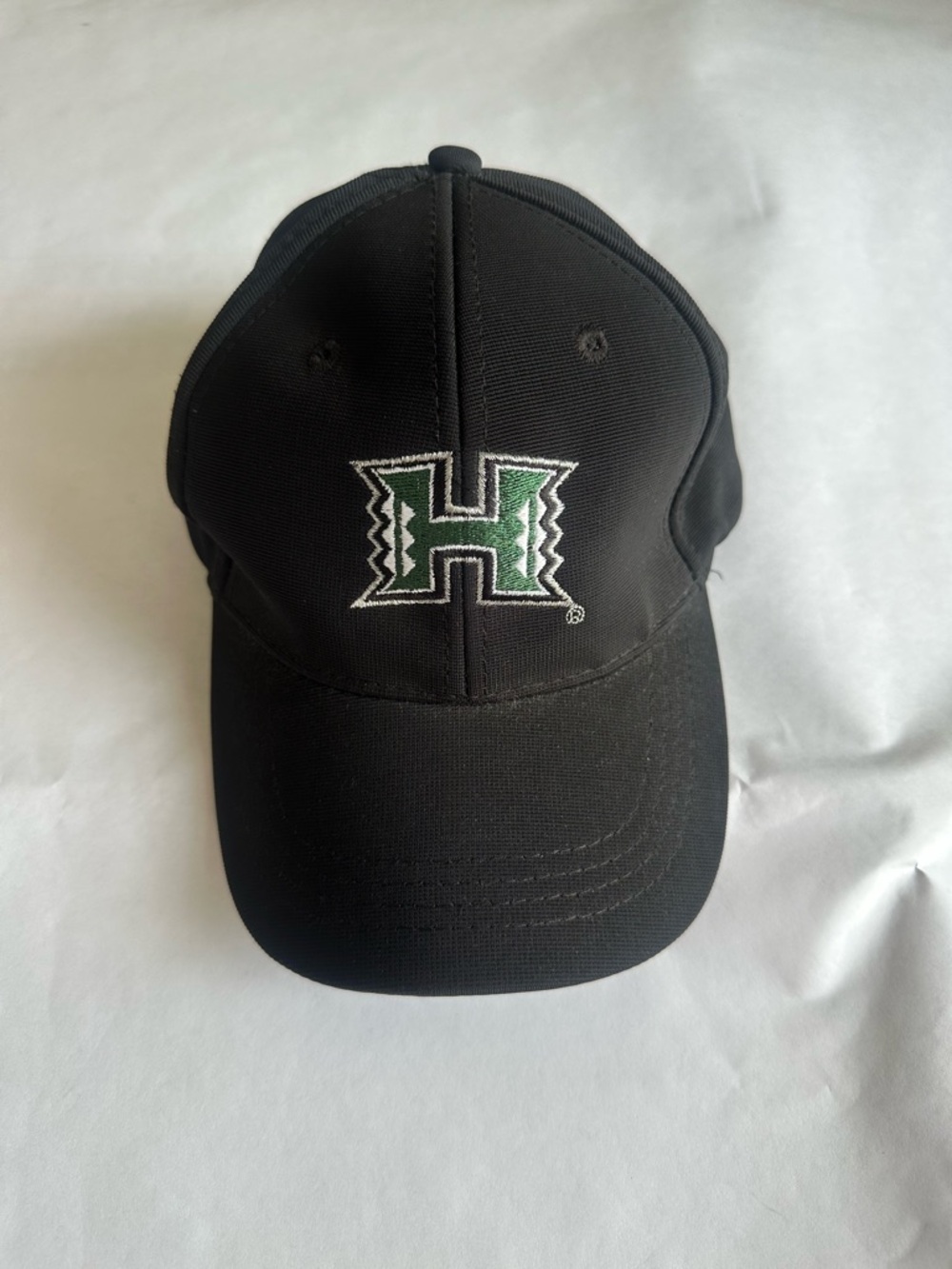 University of Hawaii Rainbow Warriors Black Adjustable Hat Cap